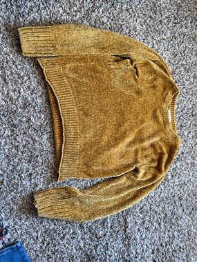 Cloud Chaser Chenille Crewneck Sweater - Mustard